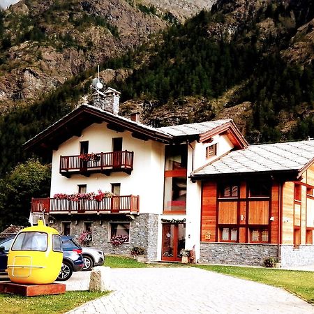 Hotel Fohre1748 Gressoney-la-Trinité Esterno foto